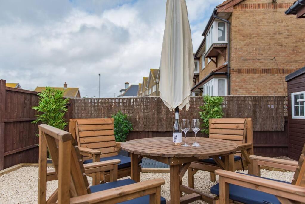 Links Bay - 100 Yards From And Golf Course * Deal